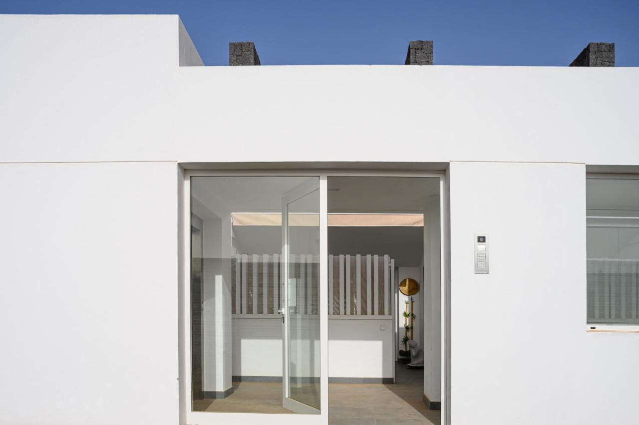 Pachamama House-Near The Beach, Fast Wifi, Air-Con And Sat Tv Playa Blanca  Exterior photo